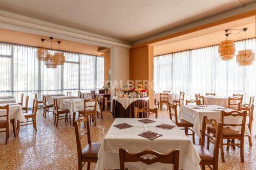 צ'סנטיקו Esperia Boutique Family Hotel מראה חיצוני תמונה