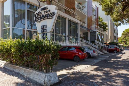 צ'סנטיקו Esperia Boutique Family Hotel מראה חיצוני תמונה